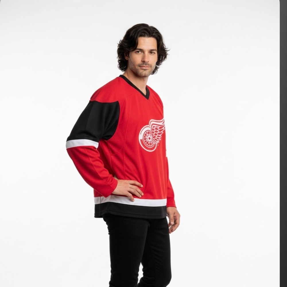 NHL red wings jersey Red and Black size 2XL hockey Detroit